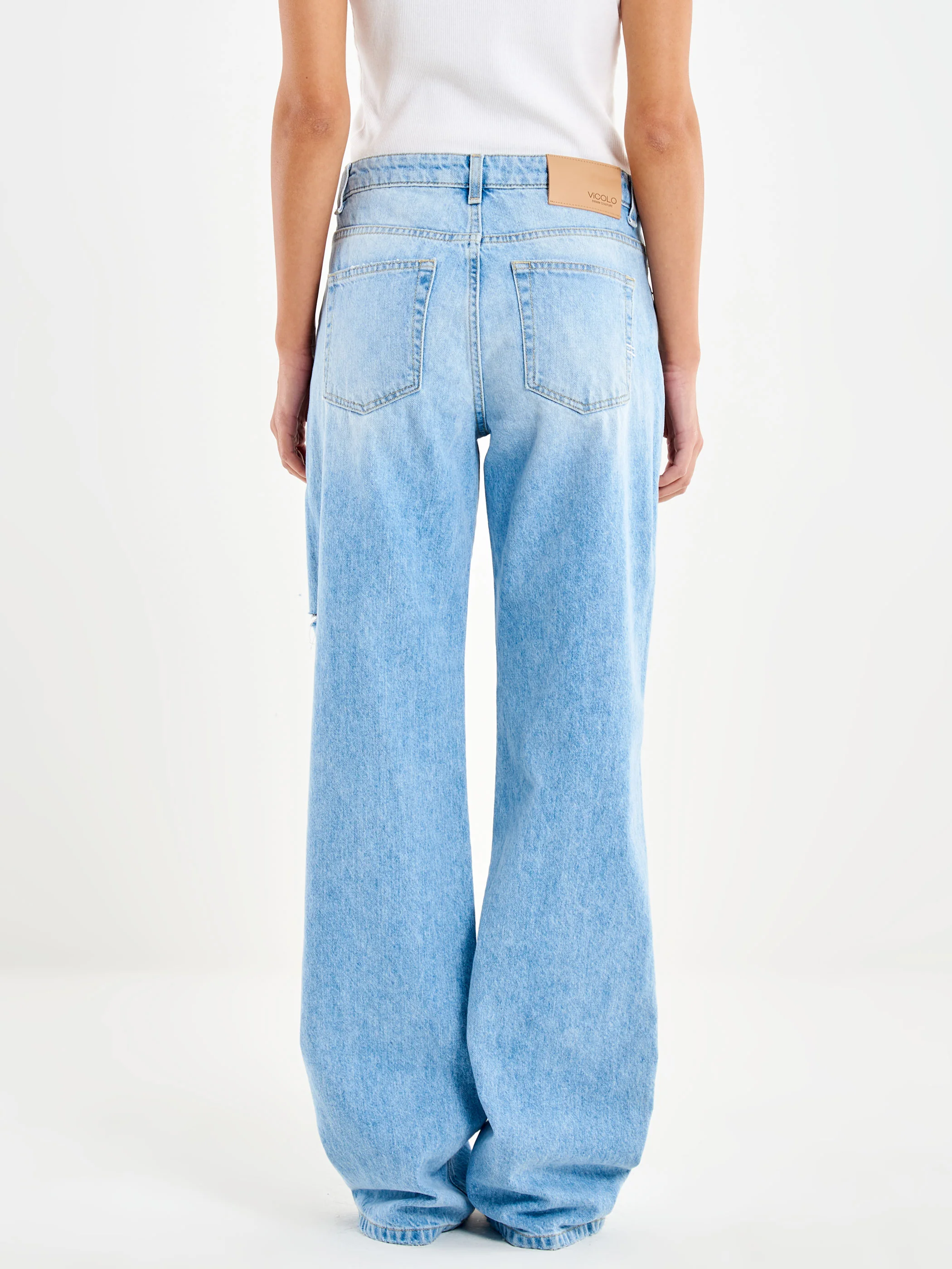 Jeans Icon Alex Chiaro - Image 3