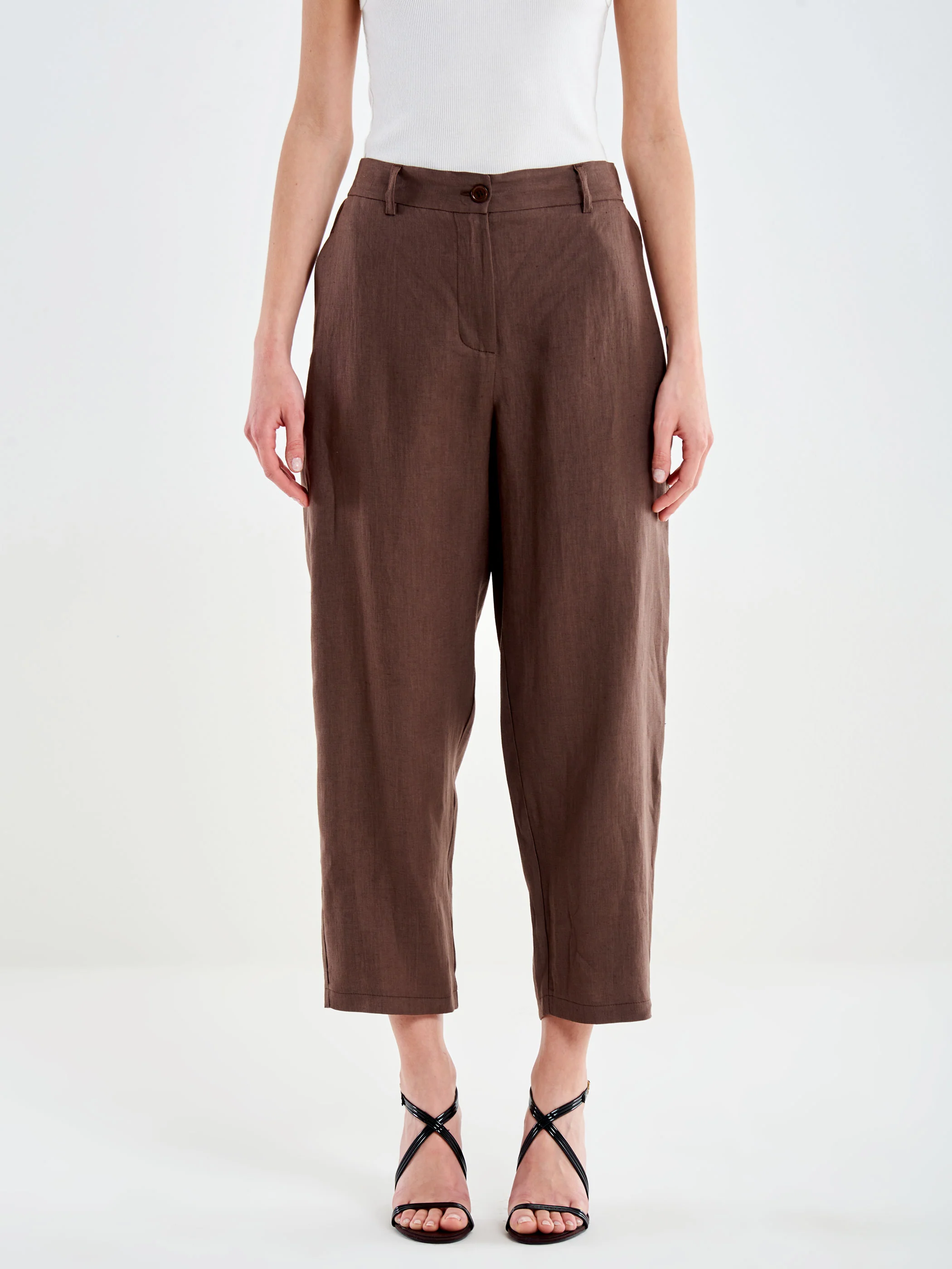 Pantalone Carrot in Lino - Image 2